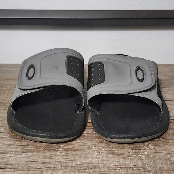 Oakley Super Coil 2.5 Men's Slides Sandles Shoes Size 11 Black/Gray - Picture 2 of 8
